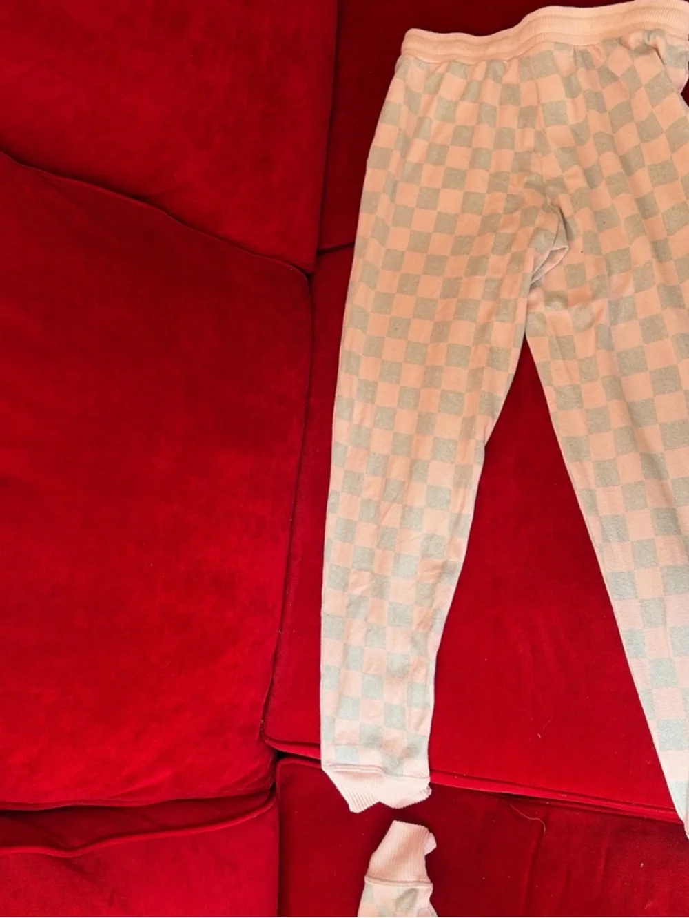 Cuddl Duds Pink and Gray Checkered Cozy Pajama Set - Picture 4 of 6